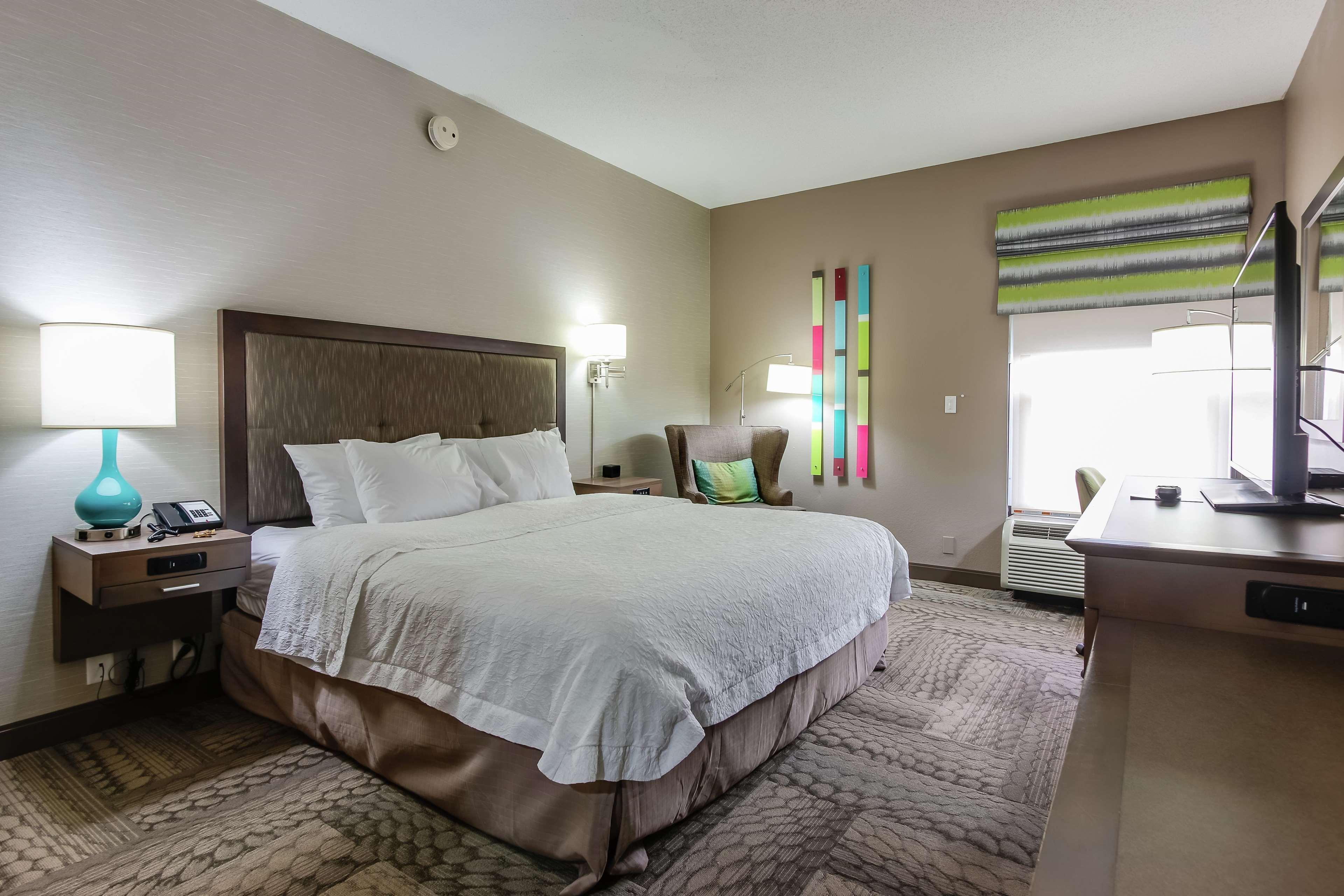 Hampton Inn Диксон Экстерьер фото