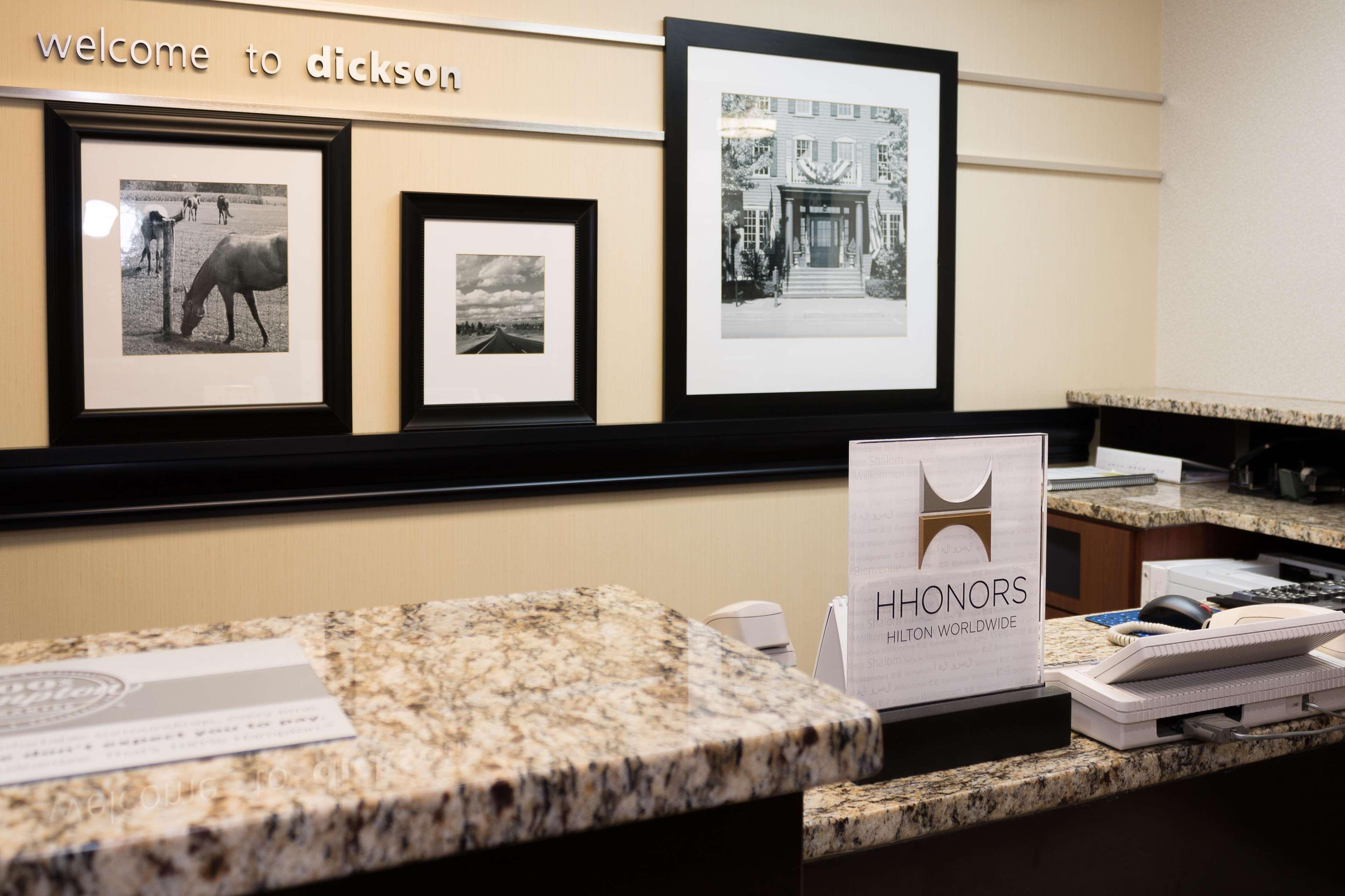 Hampton Inn Диксон Экстерьер фото