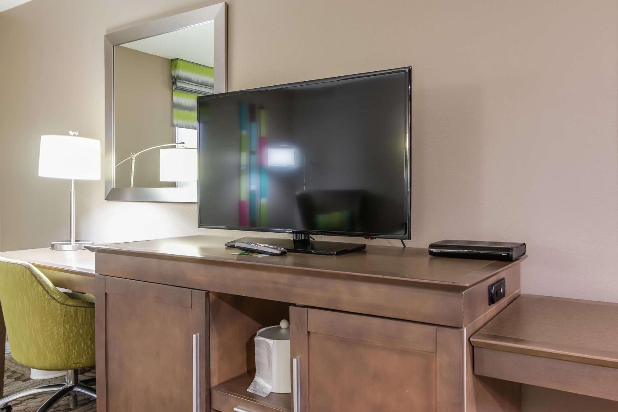 Hampton Inn Диксон Экстерьер фото