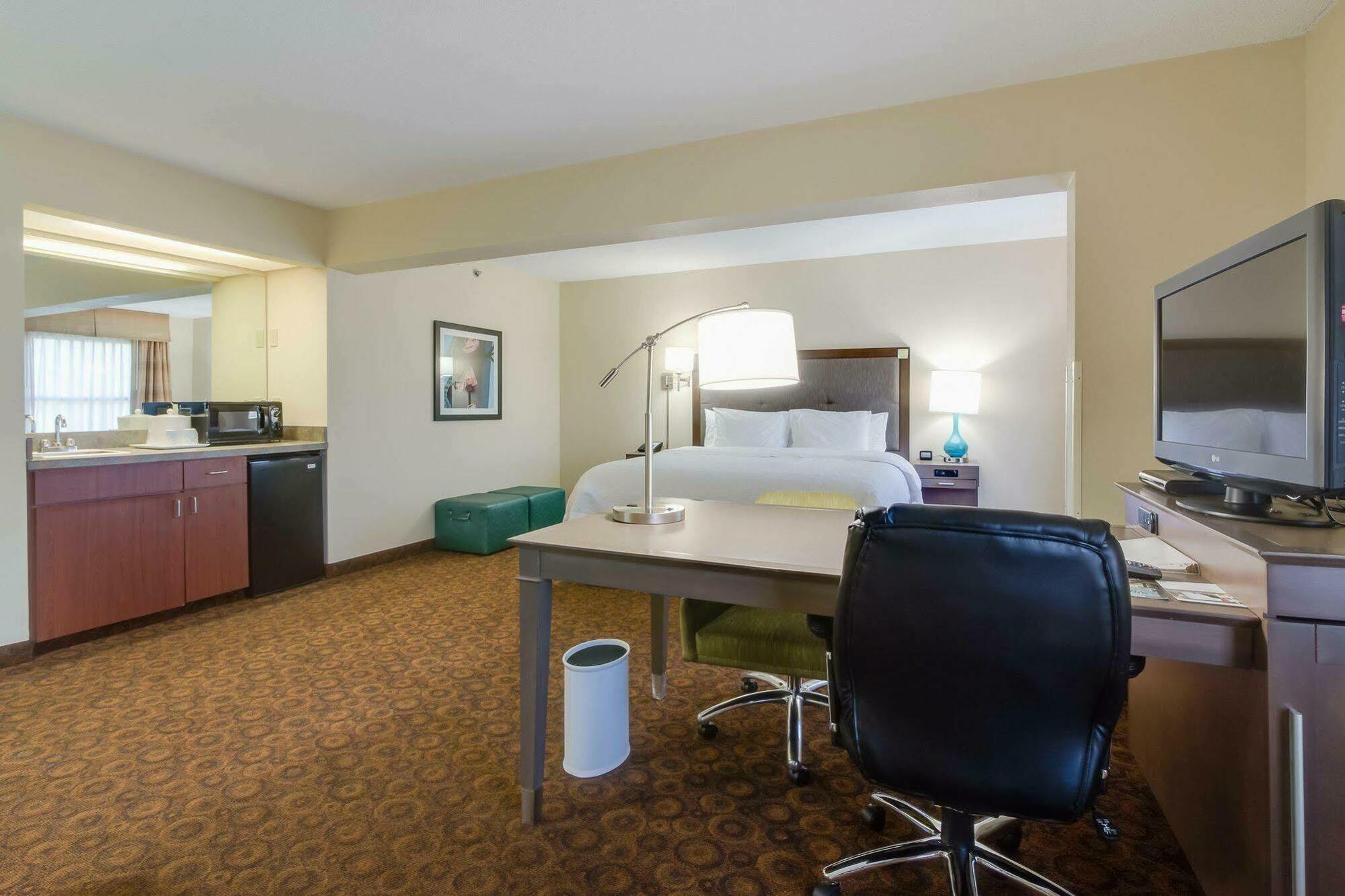 Hampton Inn Диксон Экстерьер фото